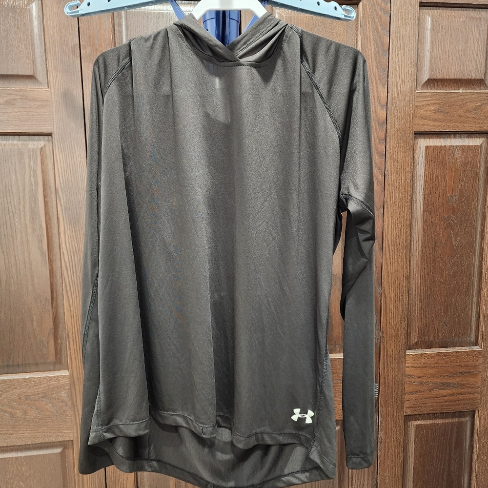 Under Armour Long Sleeve Top